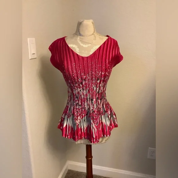 Cato short sleeve ruffle pleated top size medium bright Pink - Picture 1 of 6